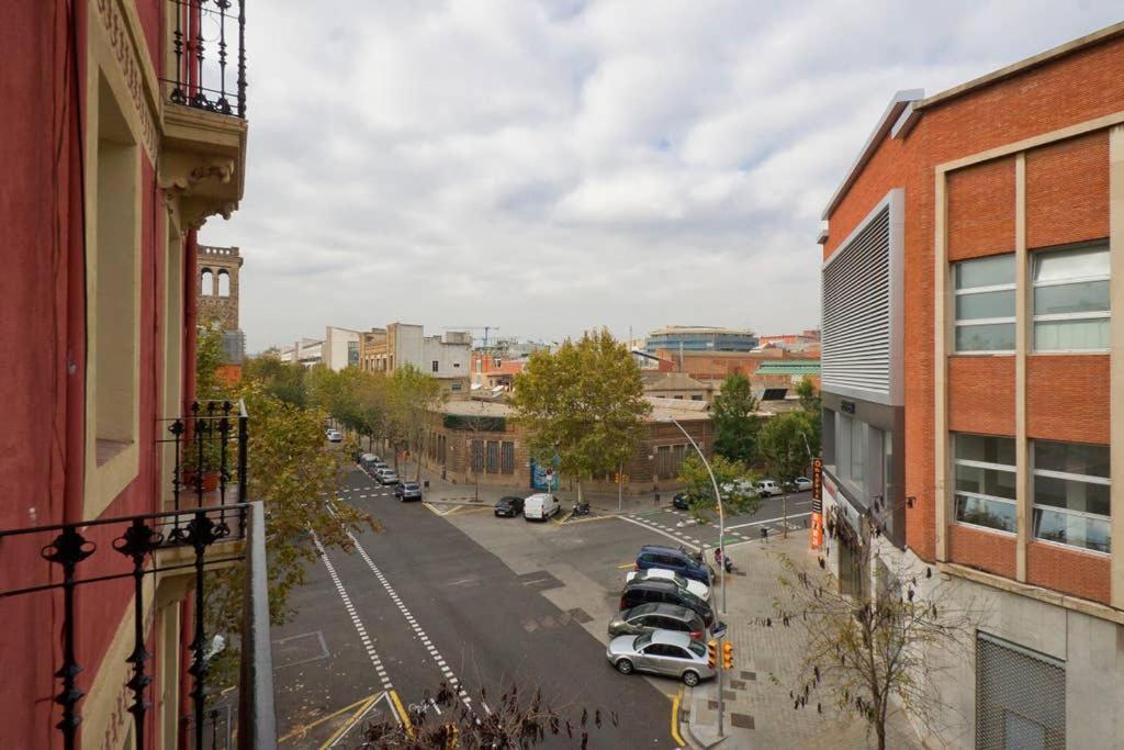 Apartment Poble Nou Barcelona Exteriör bild